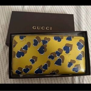 Gucci Yellow and Blue Heart Print Card Holder